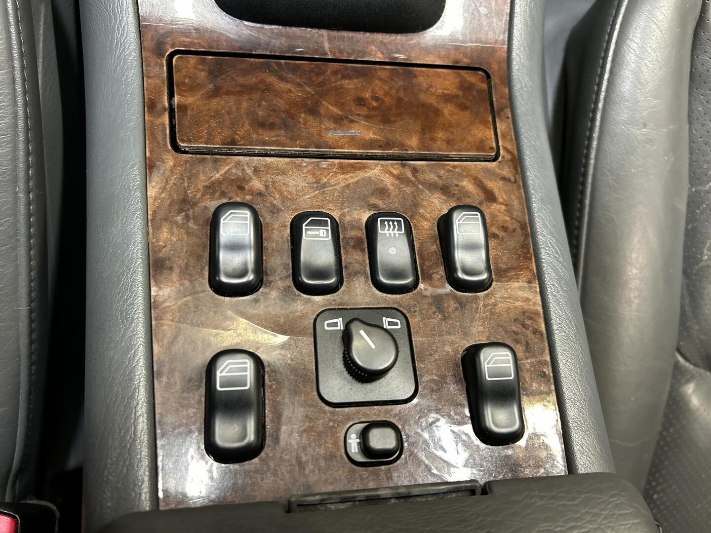 MERCEDES-BENZ ML 2000