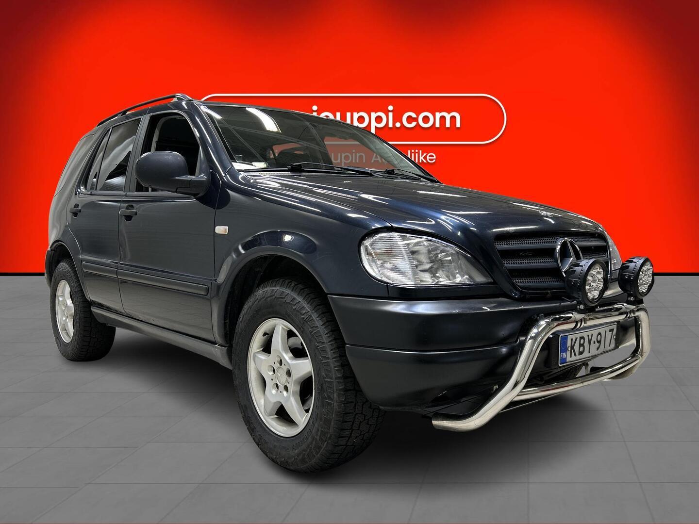 MERCEDES-BENZ ML 2000