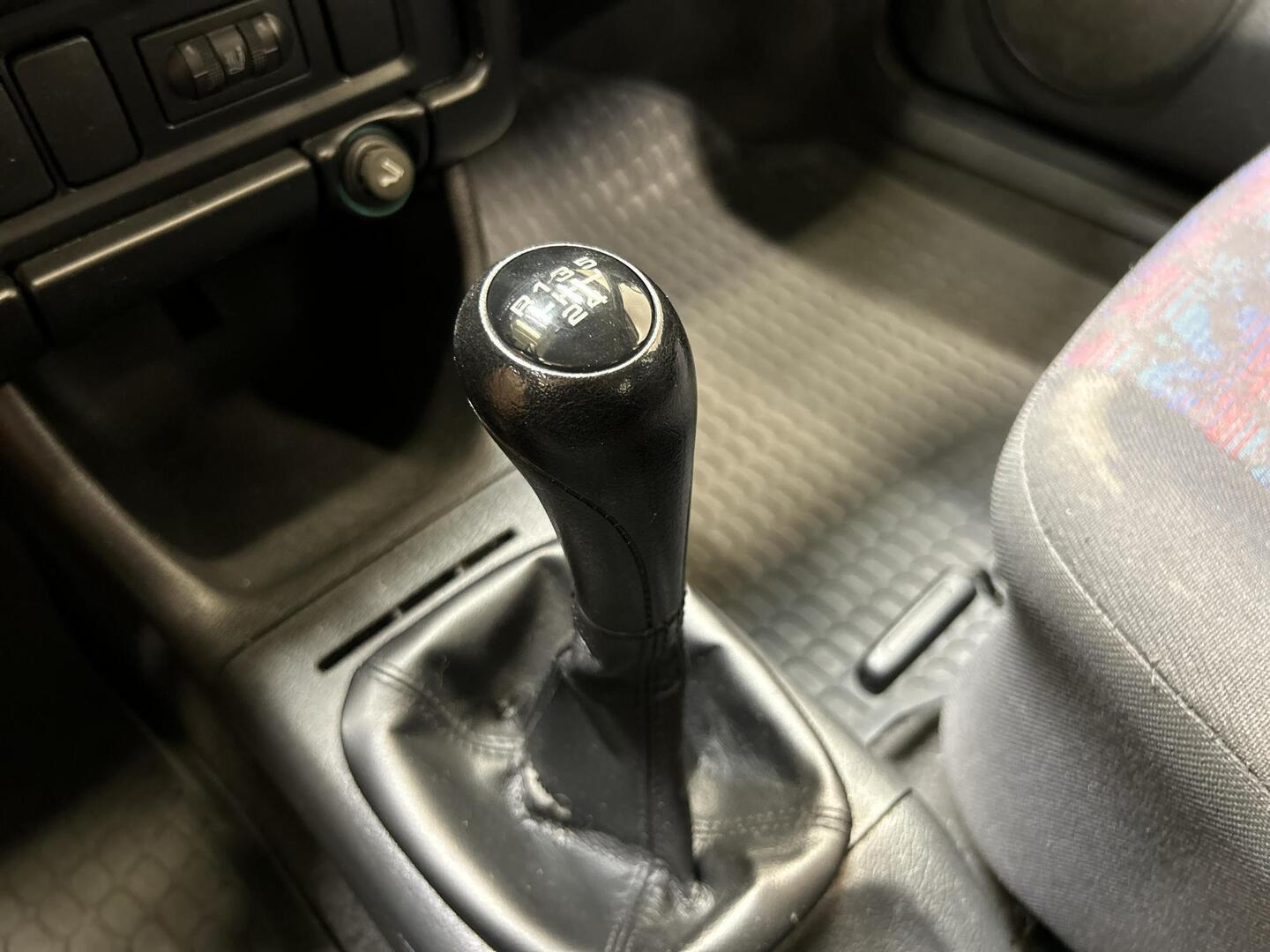 VOLKSWAGEN Polo 1996