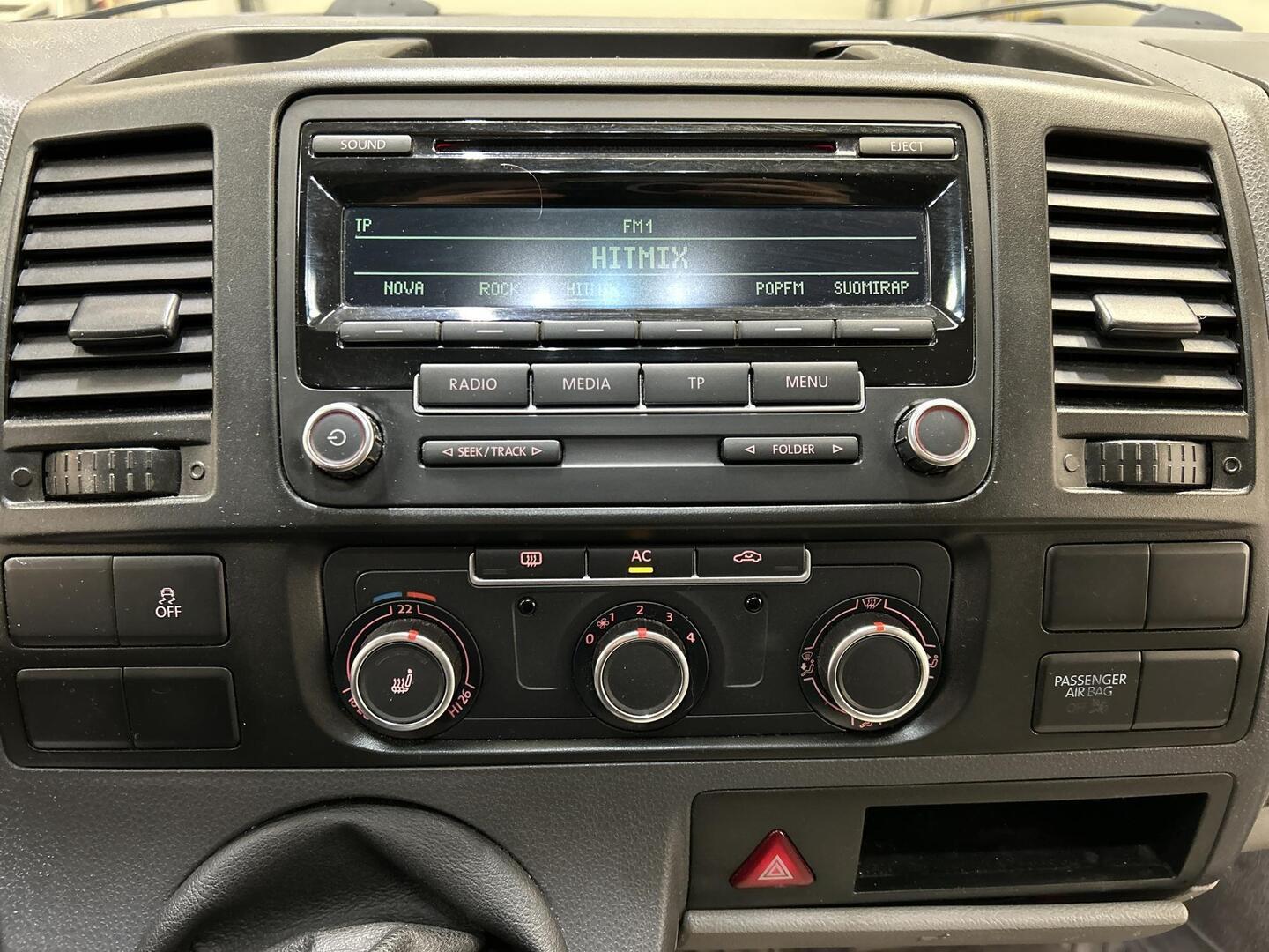 VOLKSWAGEN Transporter 2012