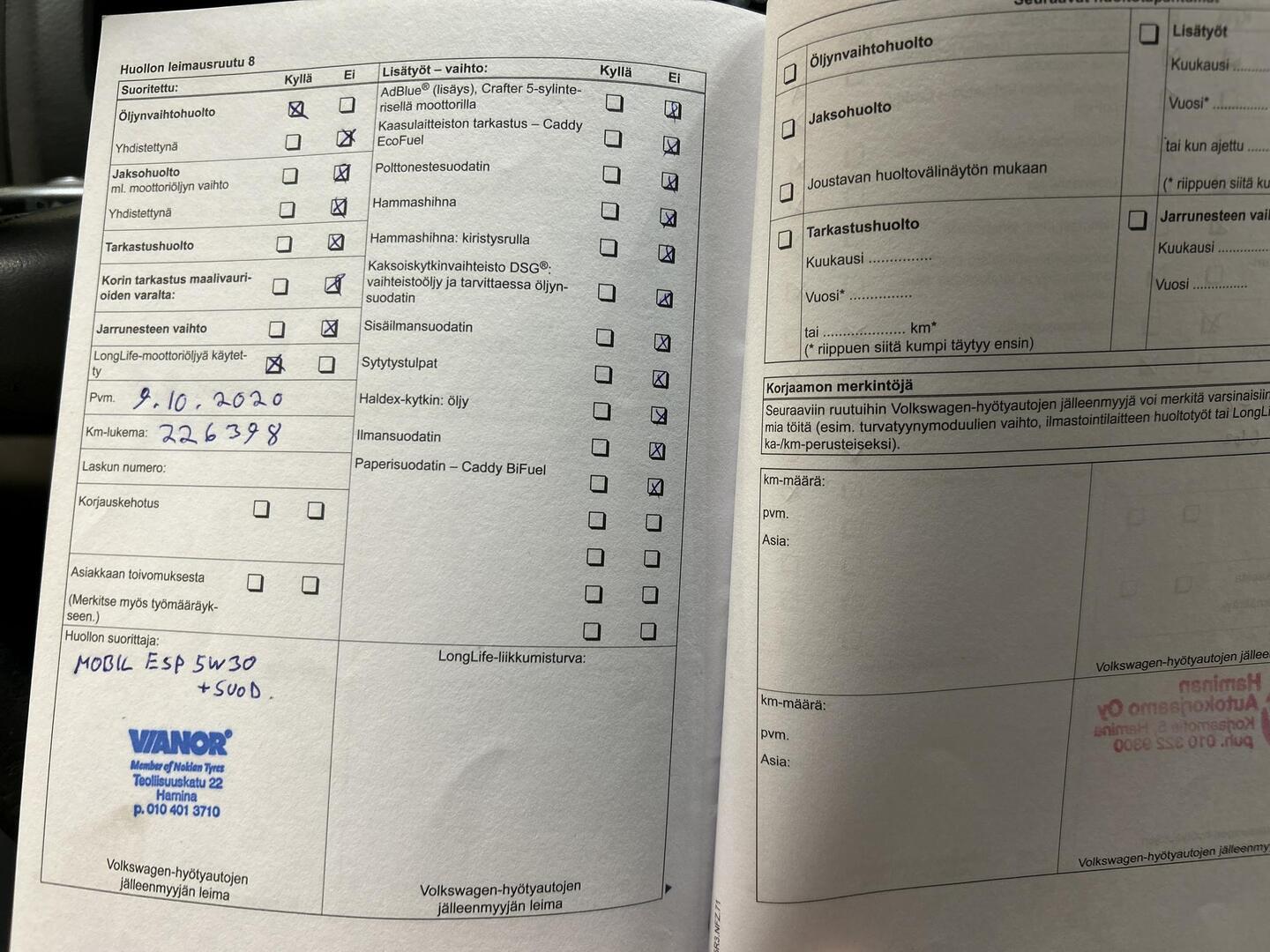 VOLKSWAGEN Transporter 2012