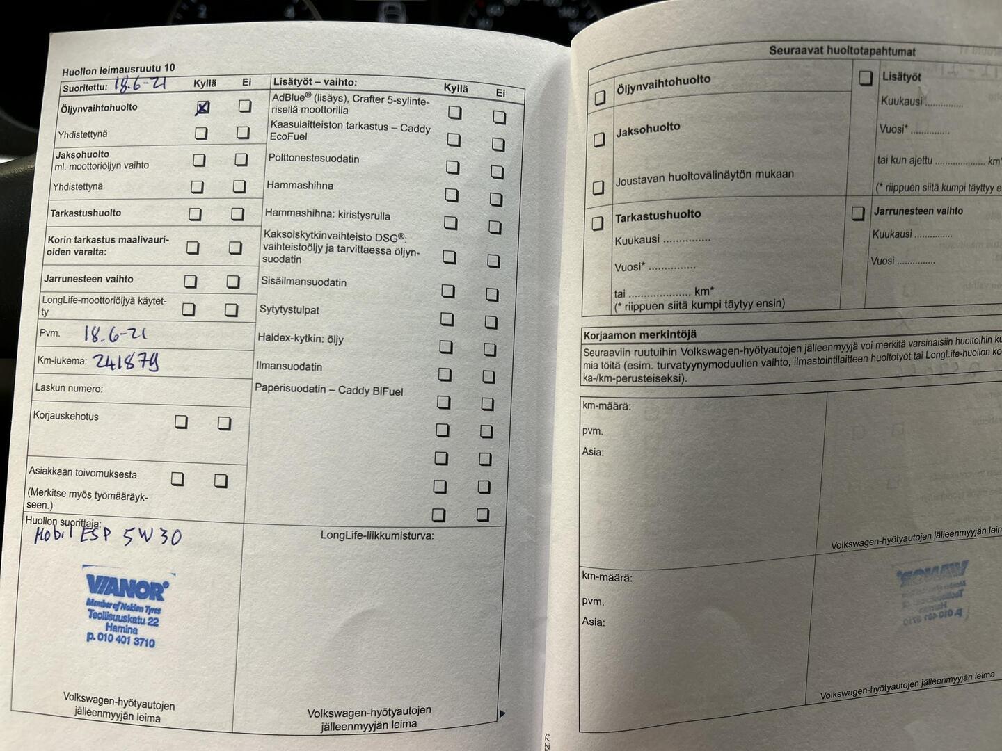 VOLKSWAGEN Transporter 2012