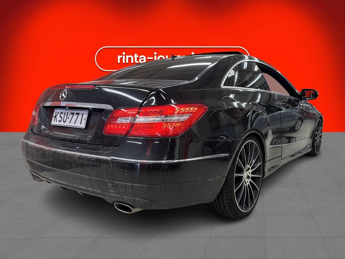 MERCEDES-BENZ E 2009