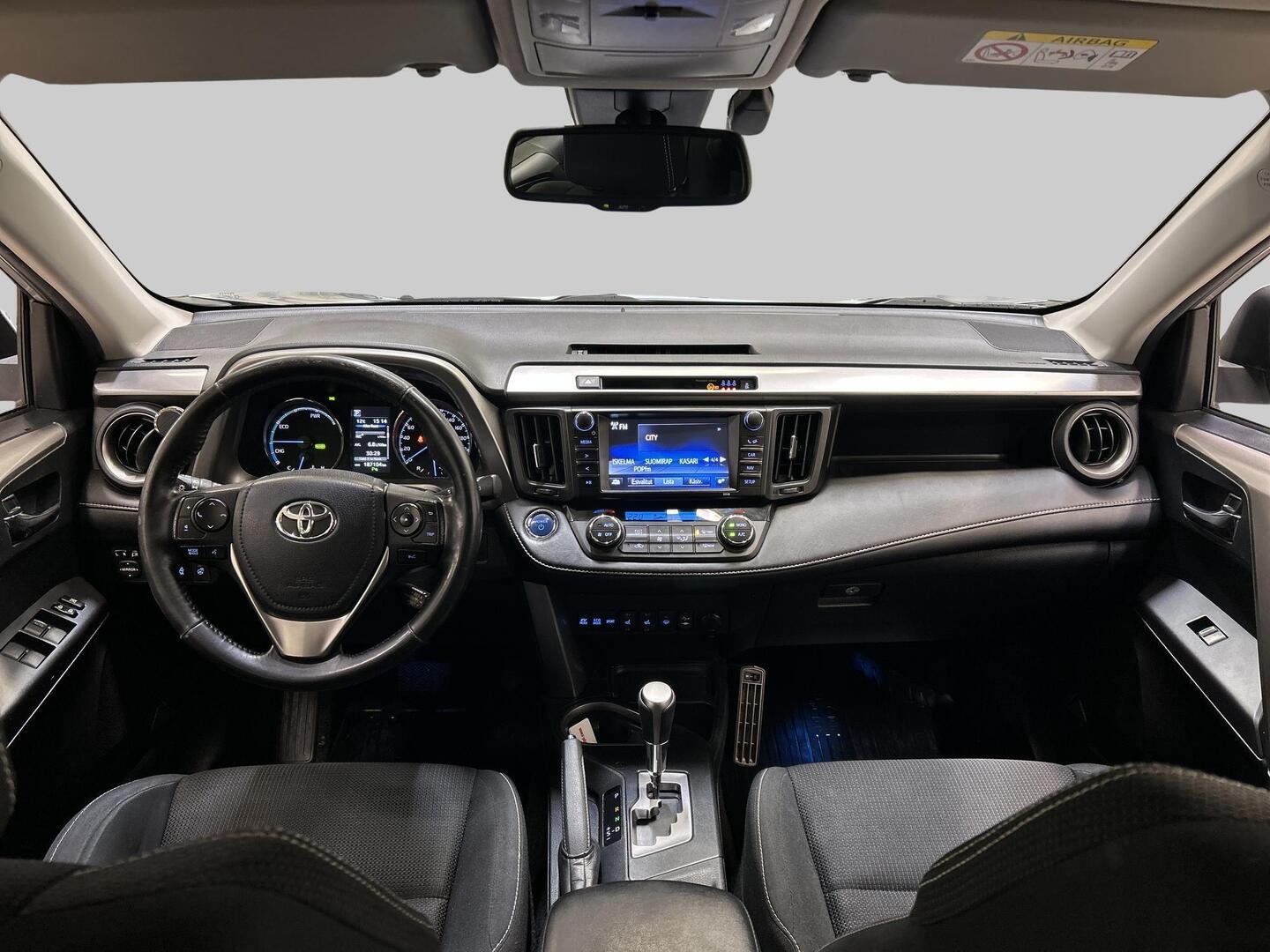 TOYOTA RAV4 2018