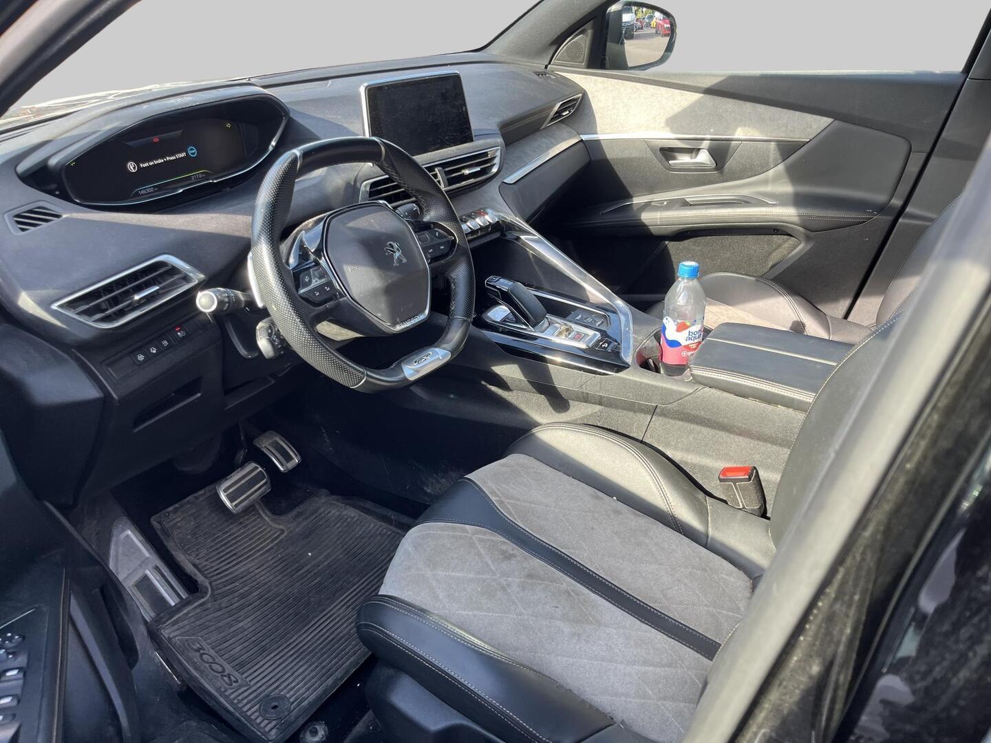 PEUGEOT 3008 2020