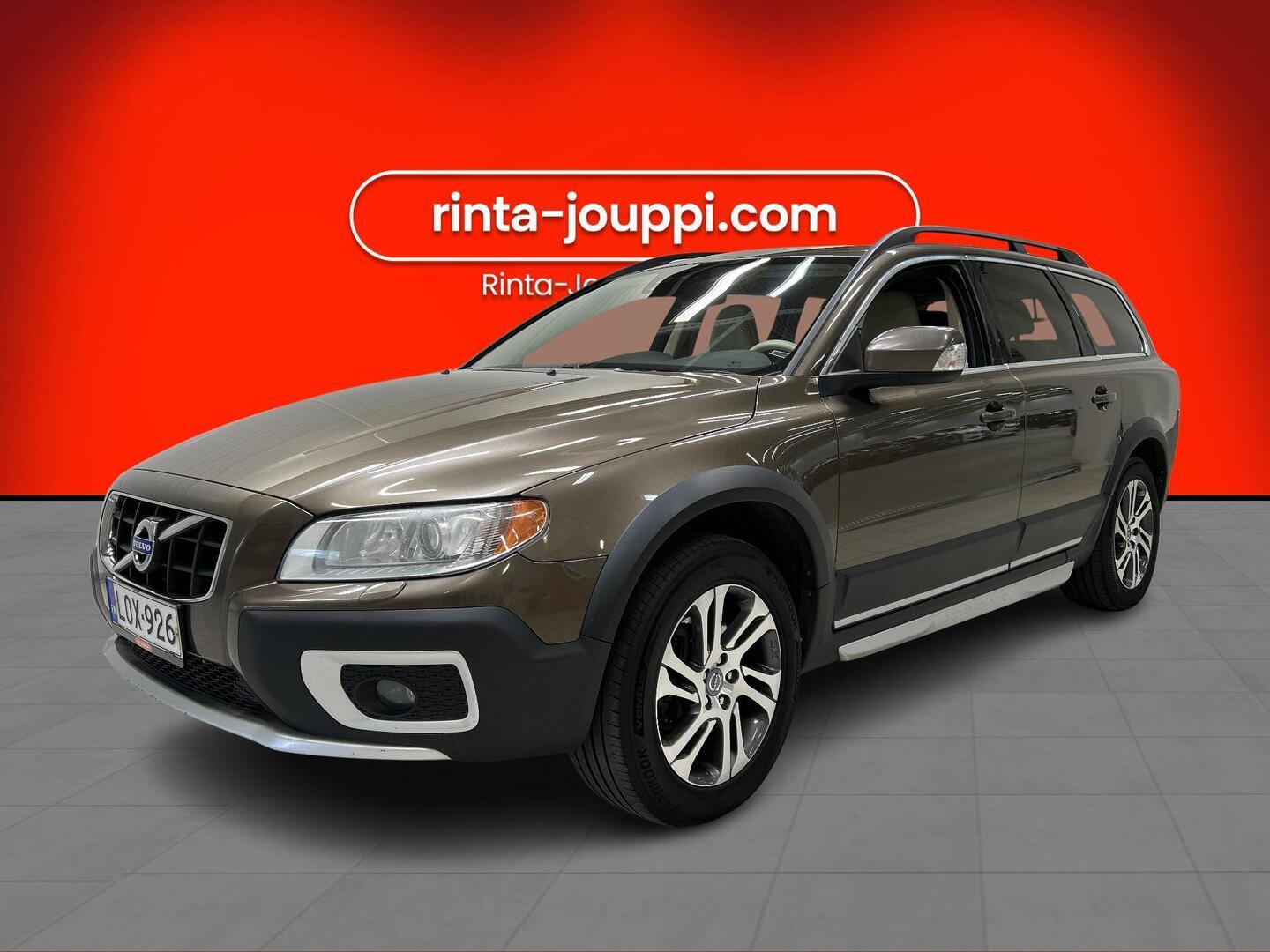 VOLVO XC70 2012