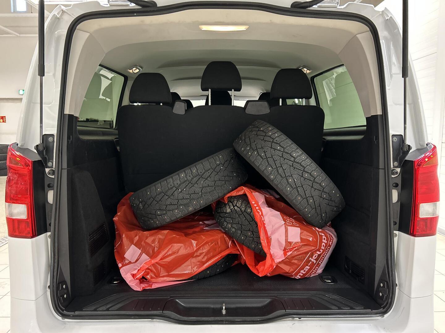 MERCEDES-BENZ VITO 2022