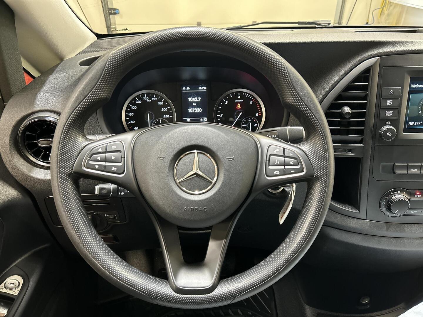 MERCEDES-BENZ VITO 2022