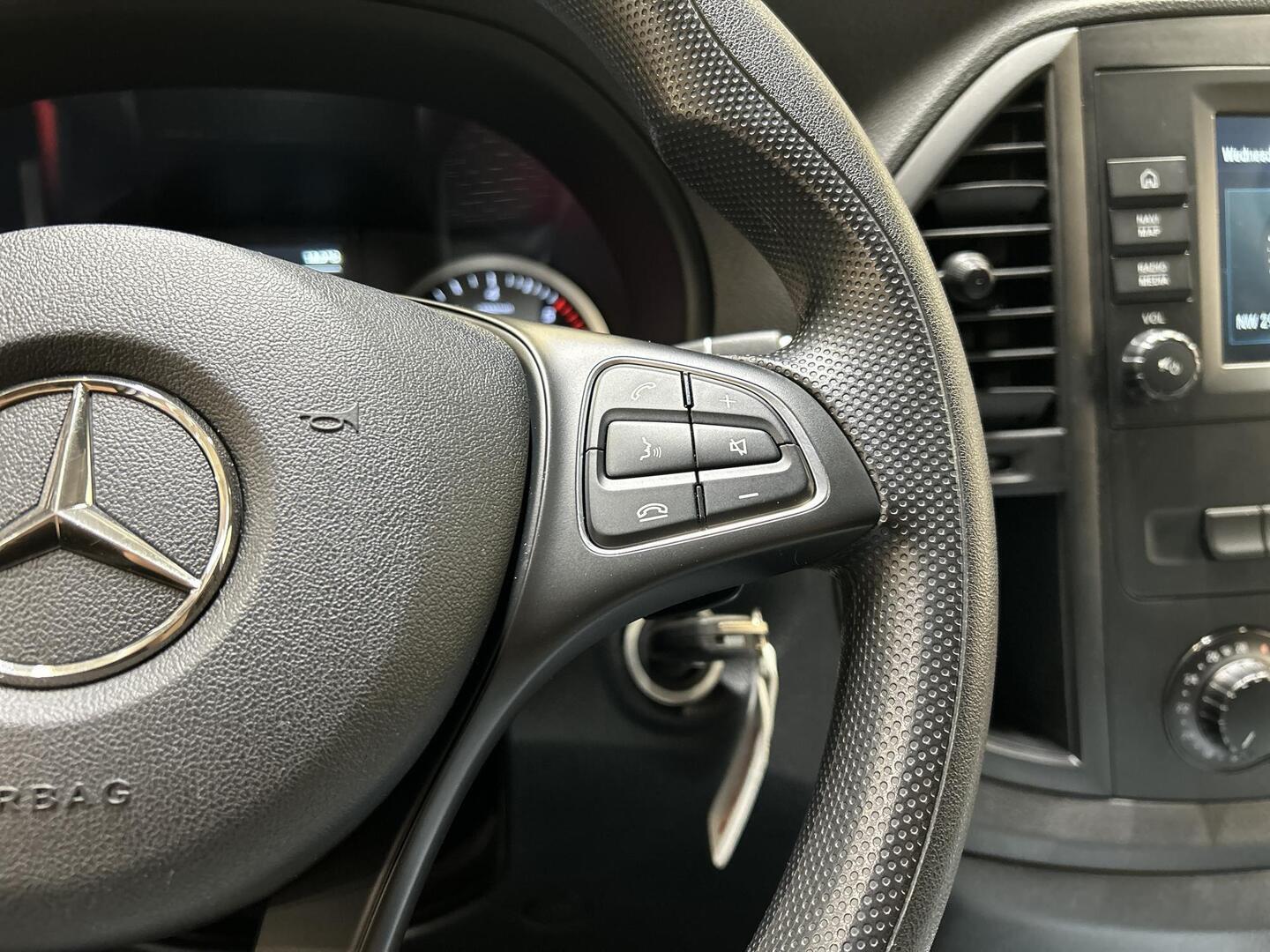 MERCEDES-BENZ VITO 2022