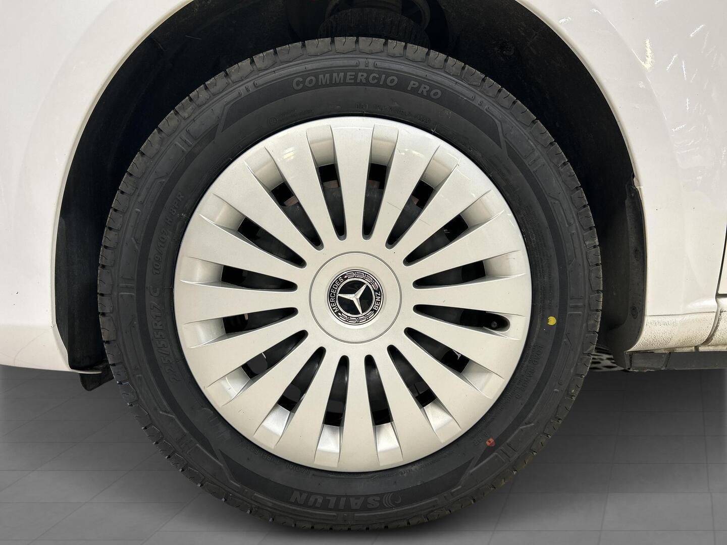 MERCEDES-BENZ VITO 2022