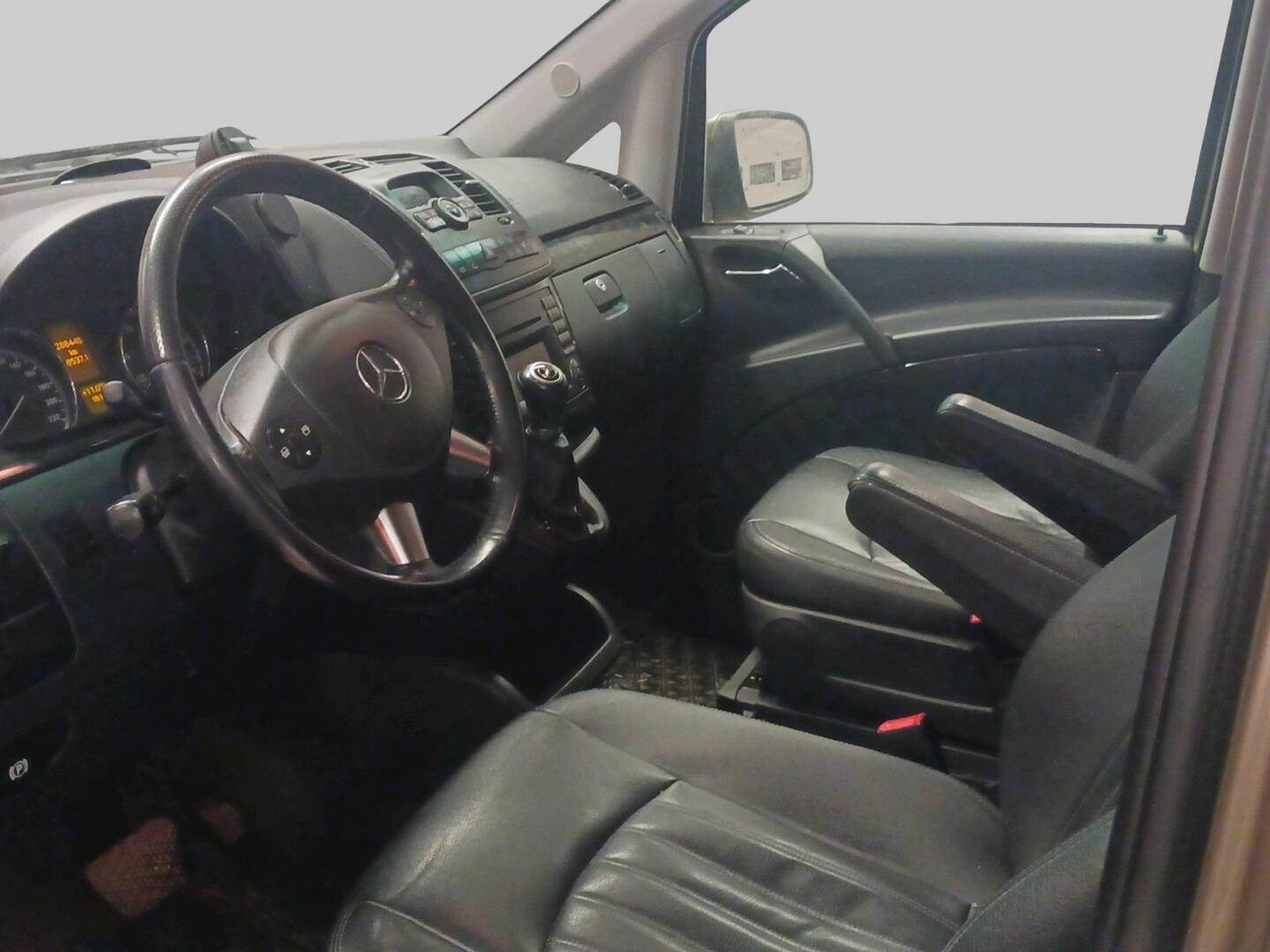 MERCEDES-BENZ Viano 2010