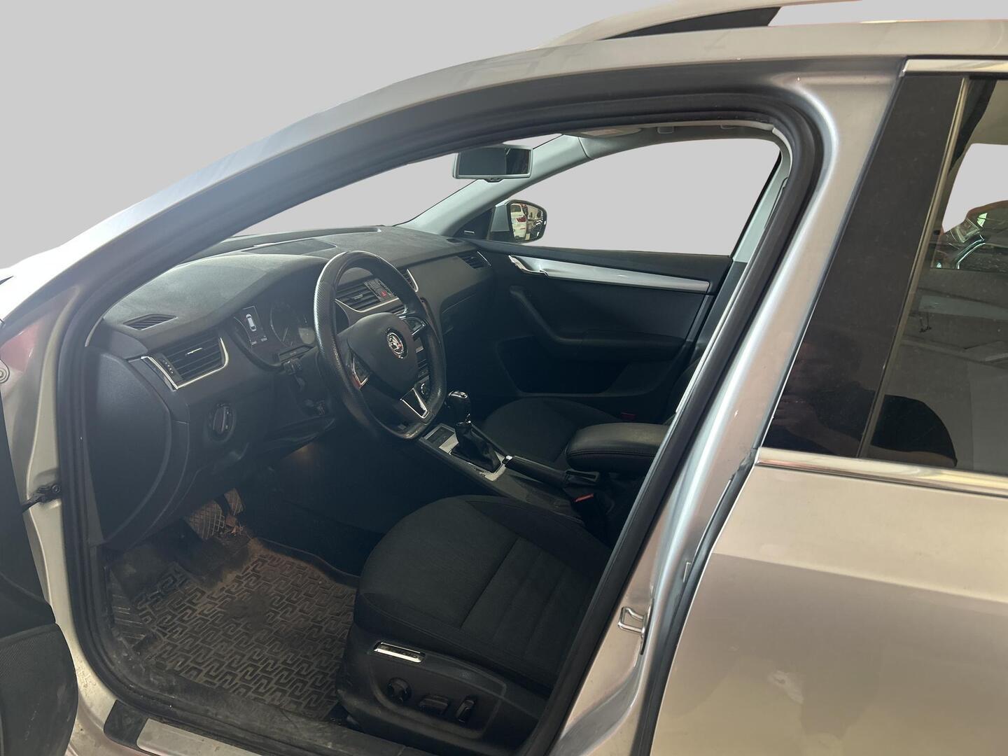 SKODA Octavia 2016