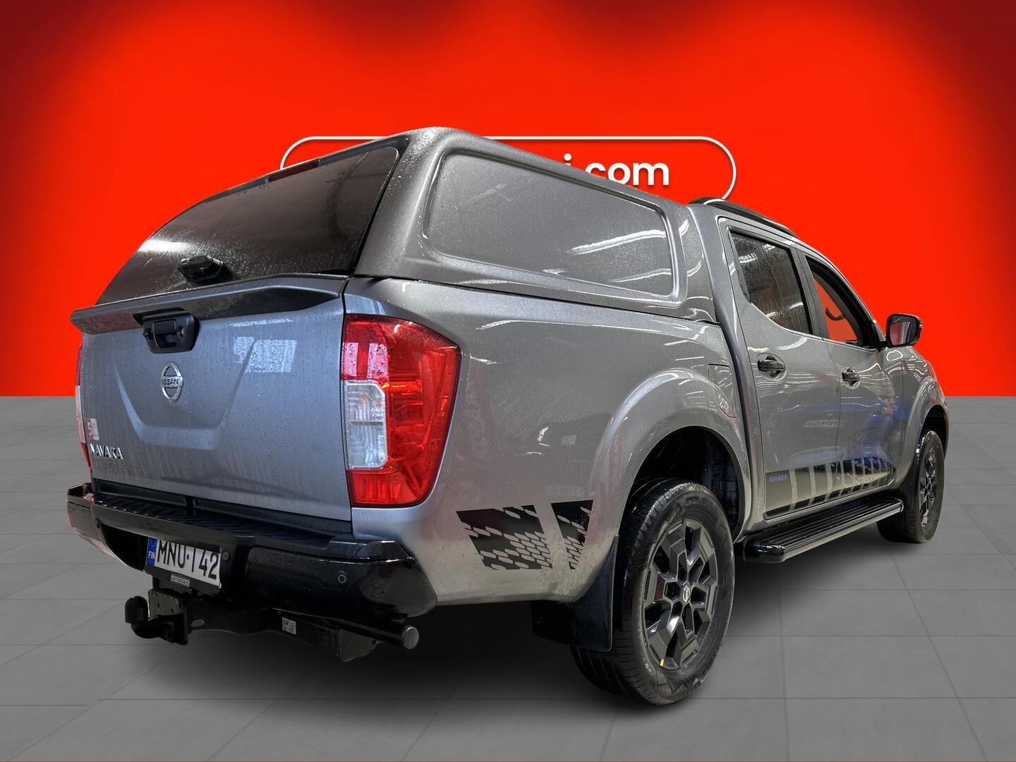NISSAN Navara 2021
