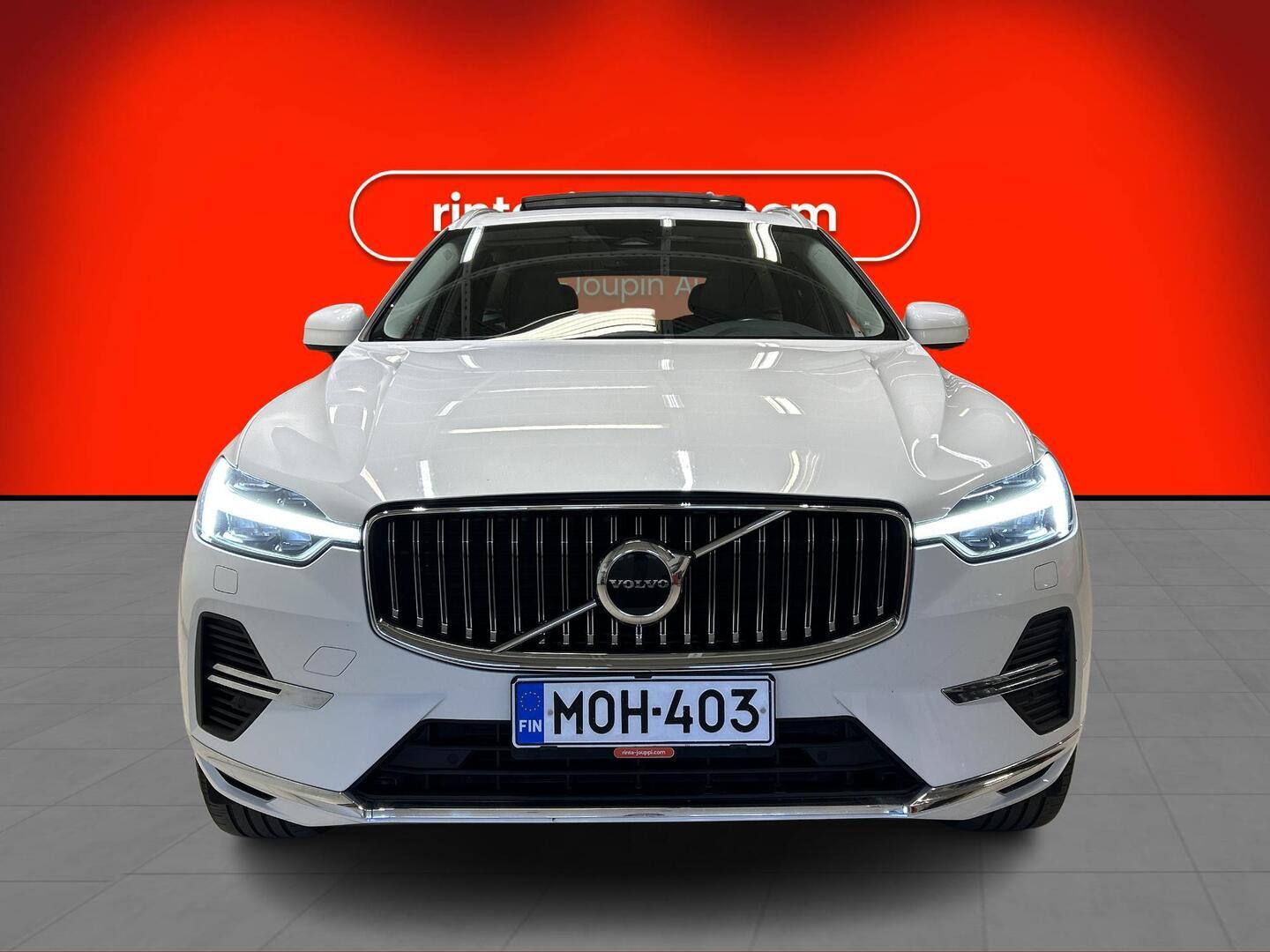 VOLVO XC60 2022