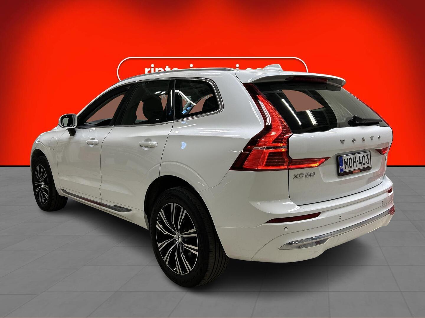 VOLVO XC60 2022