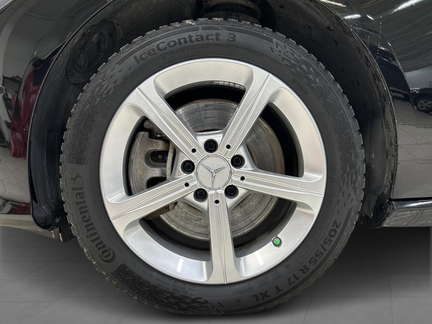 MERCEDES-BENZ CLA 2023