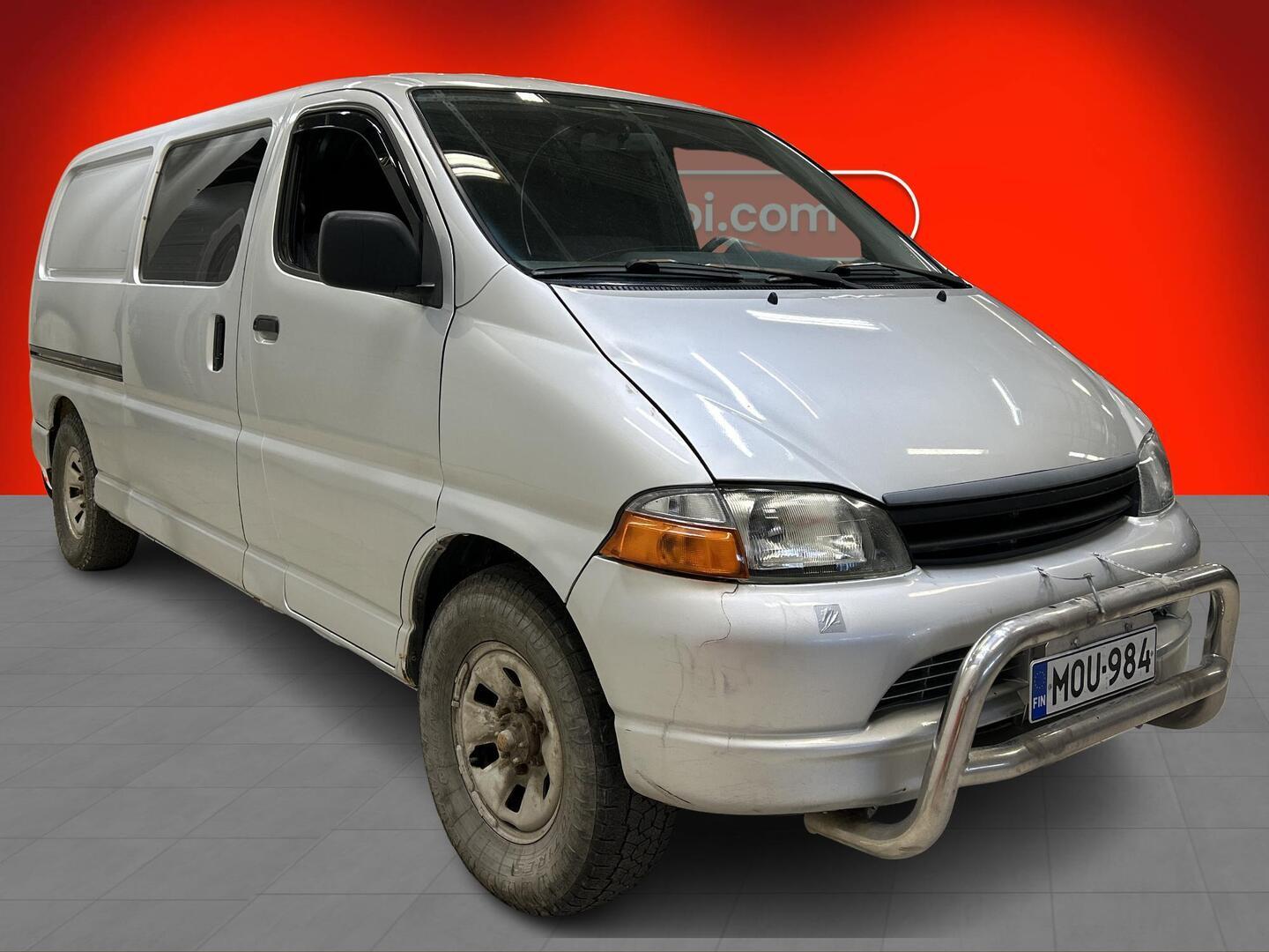 TOYOTA Hiace 2000