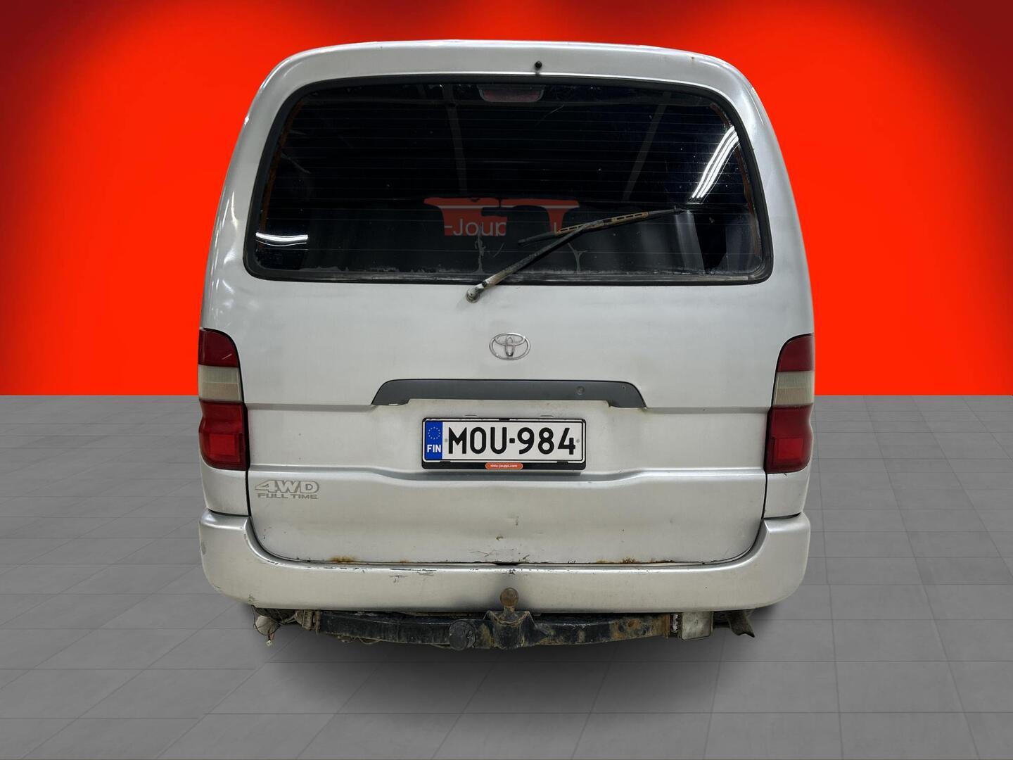 TOYOTA Hiace 2000