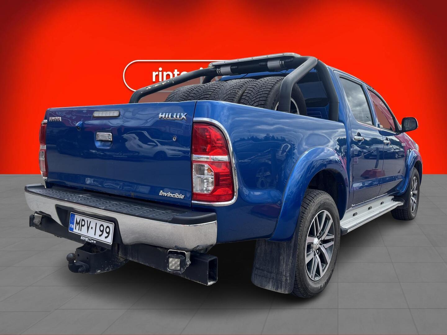 TOYOTA Hilux 2016