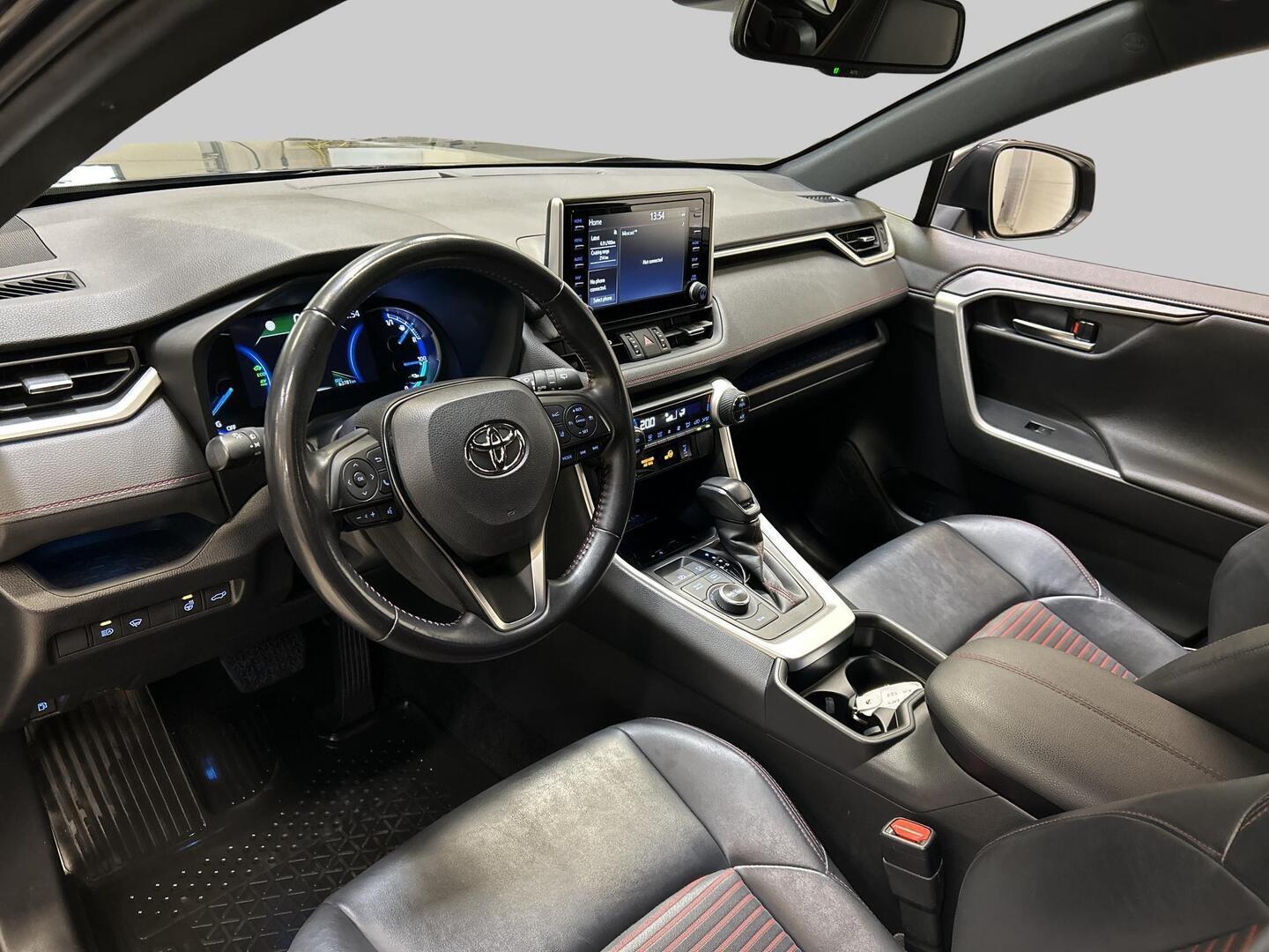 TOYOTA RAV4 PLUG-IN 2021