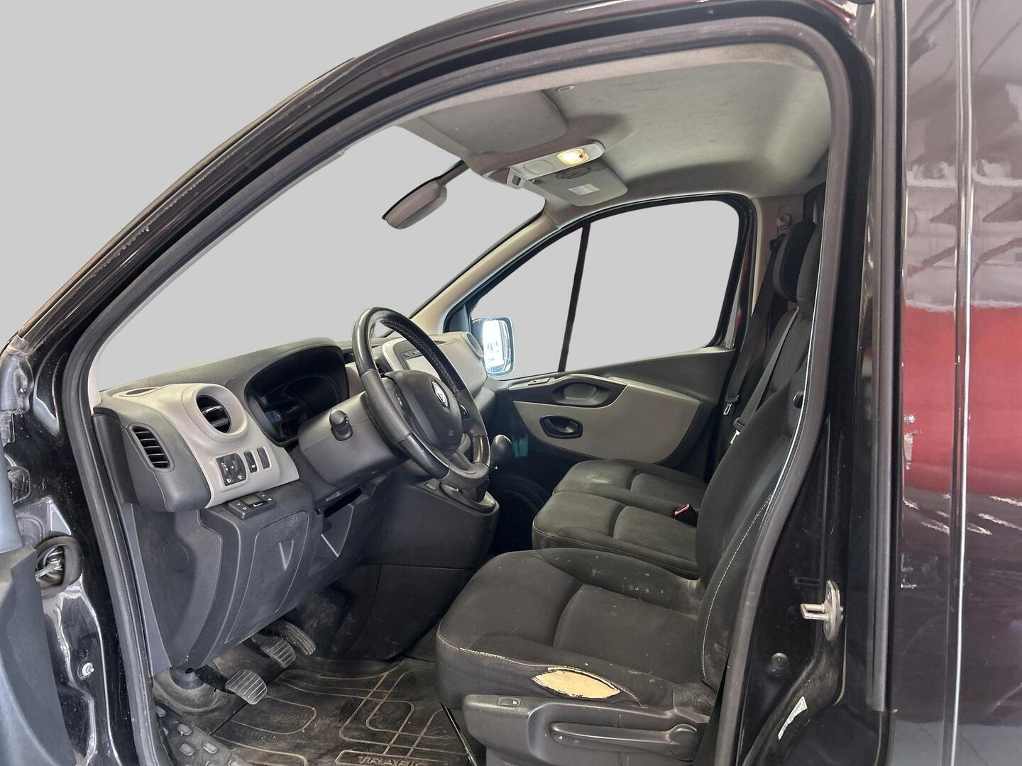 RENAULT Trafic 2019