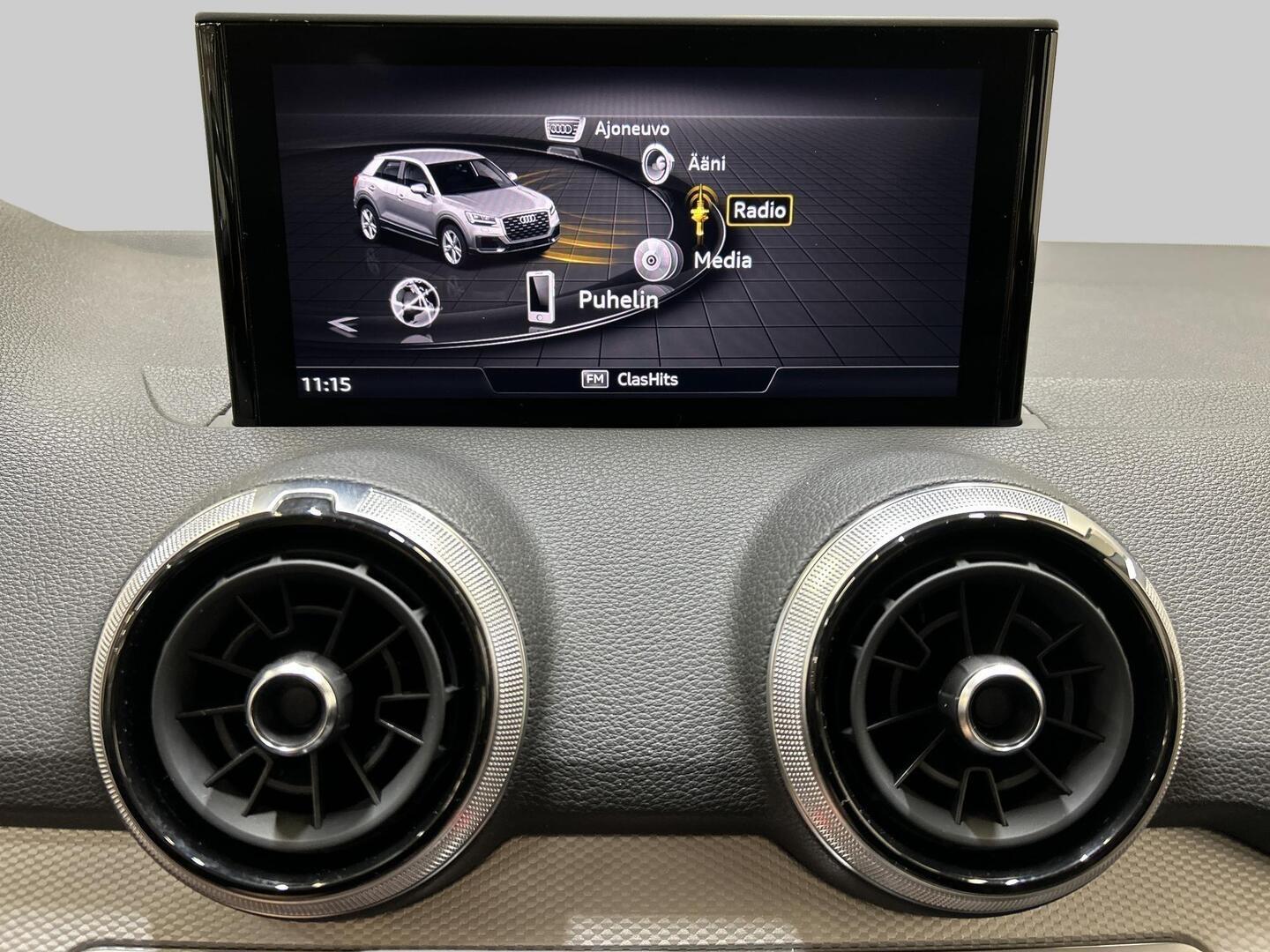 AUDI Q2 2021