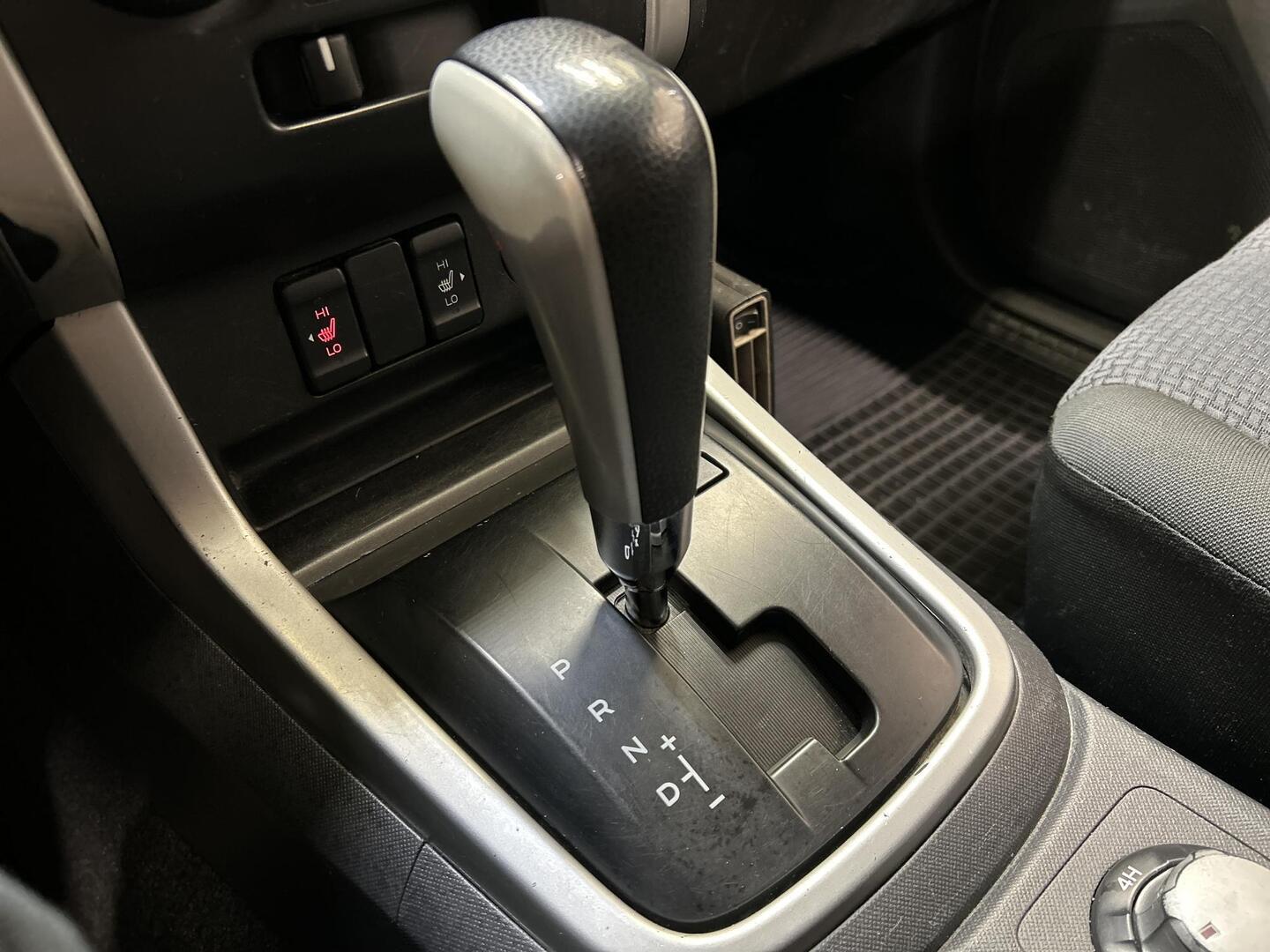 ISUZU D-Max 2013