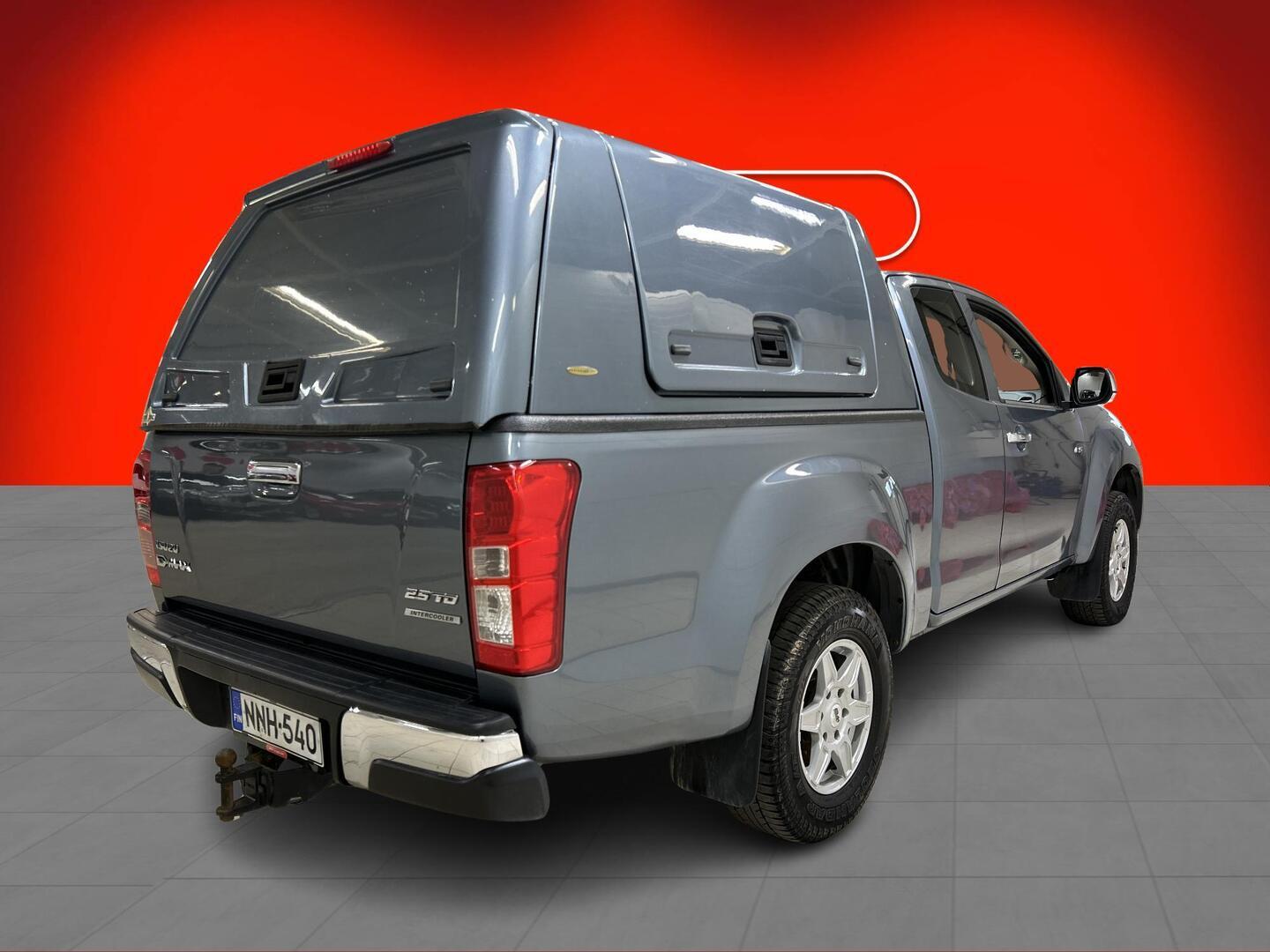 ISUZU D-Max 2013