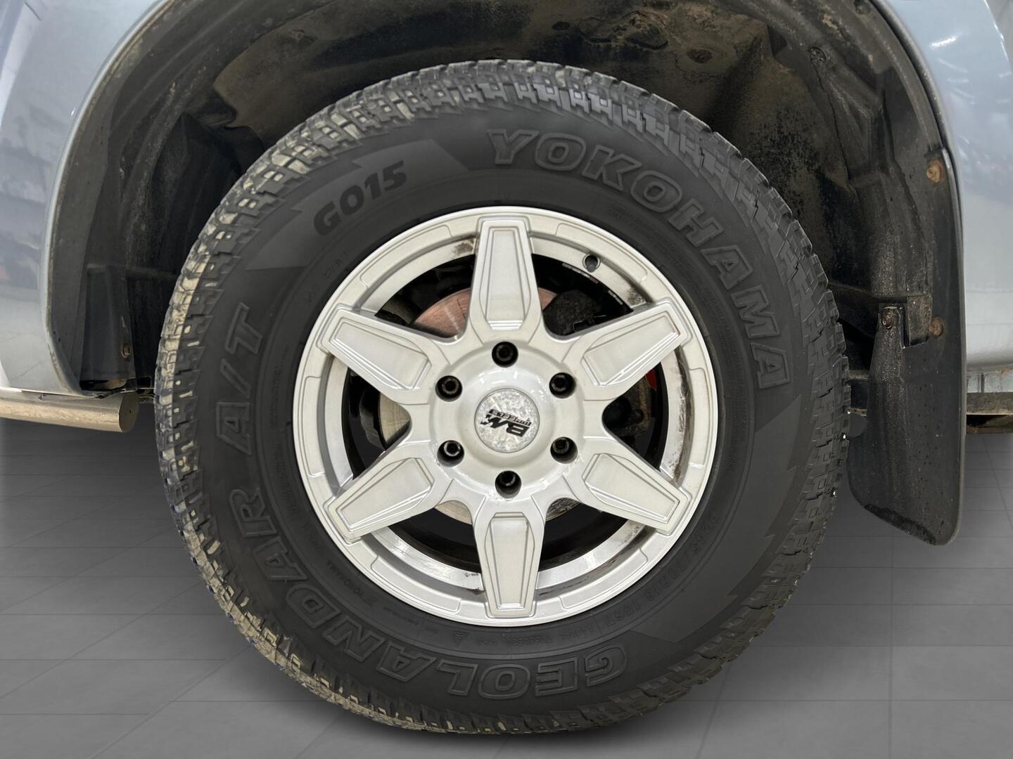 ISUZU D-Max 2013