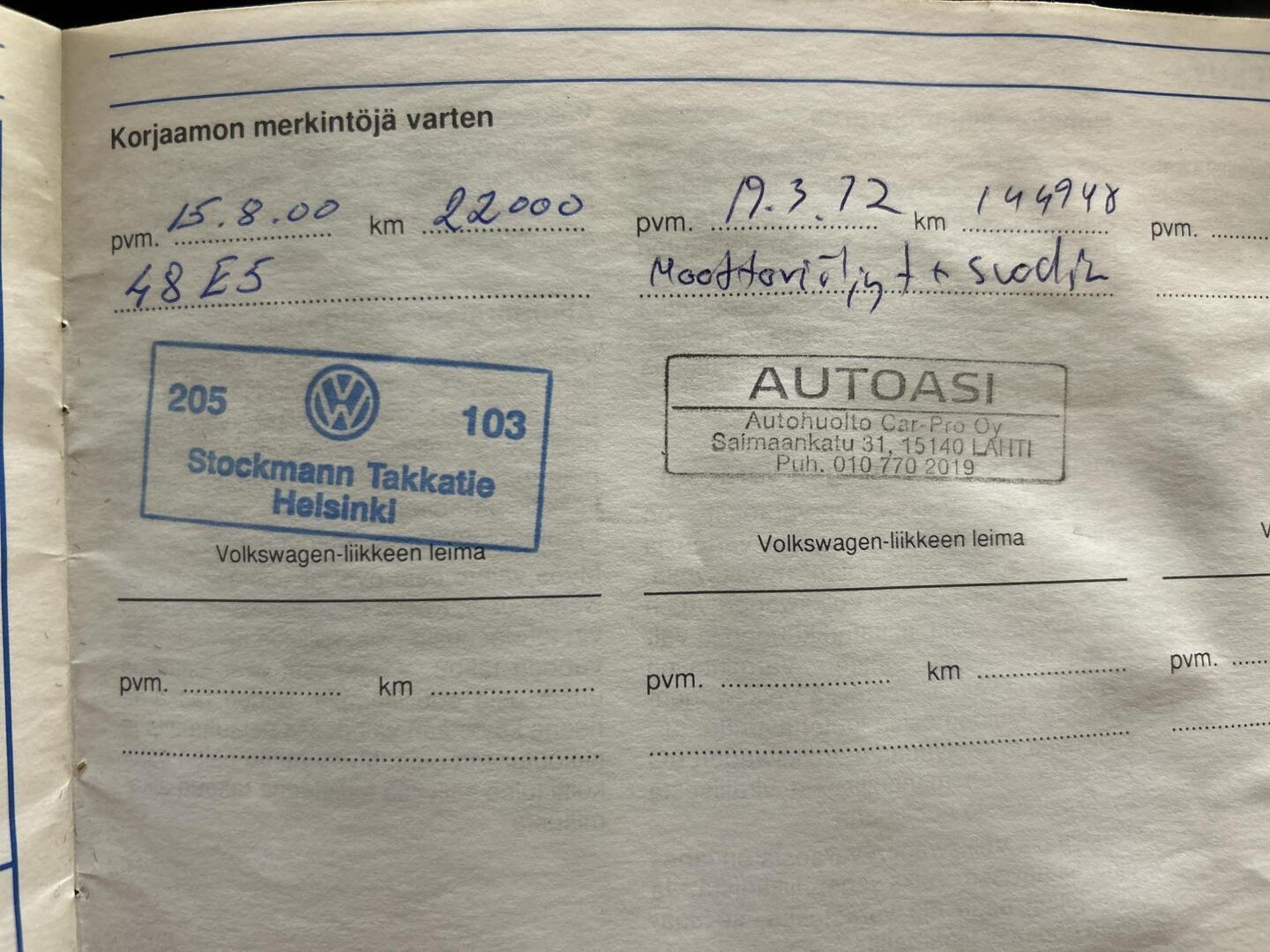 VOLKSWAGEN Passat 1998