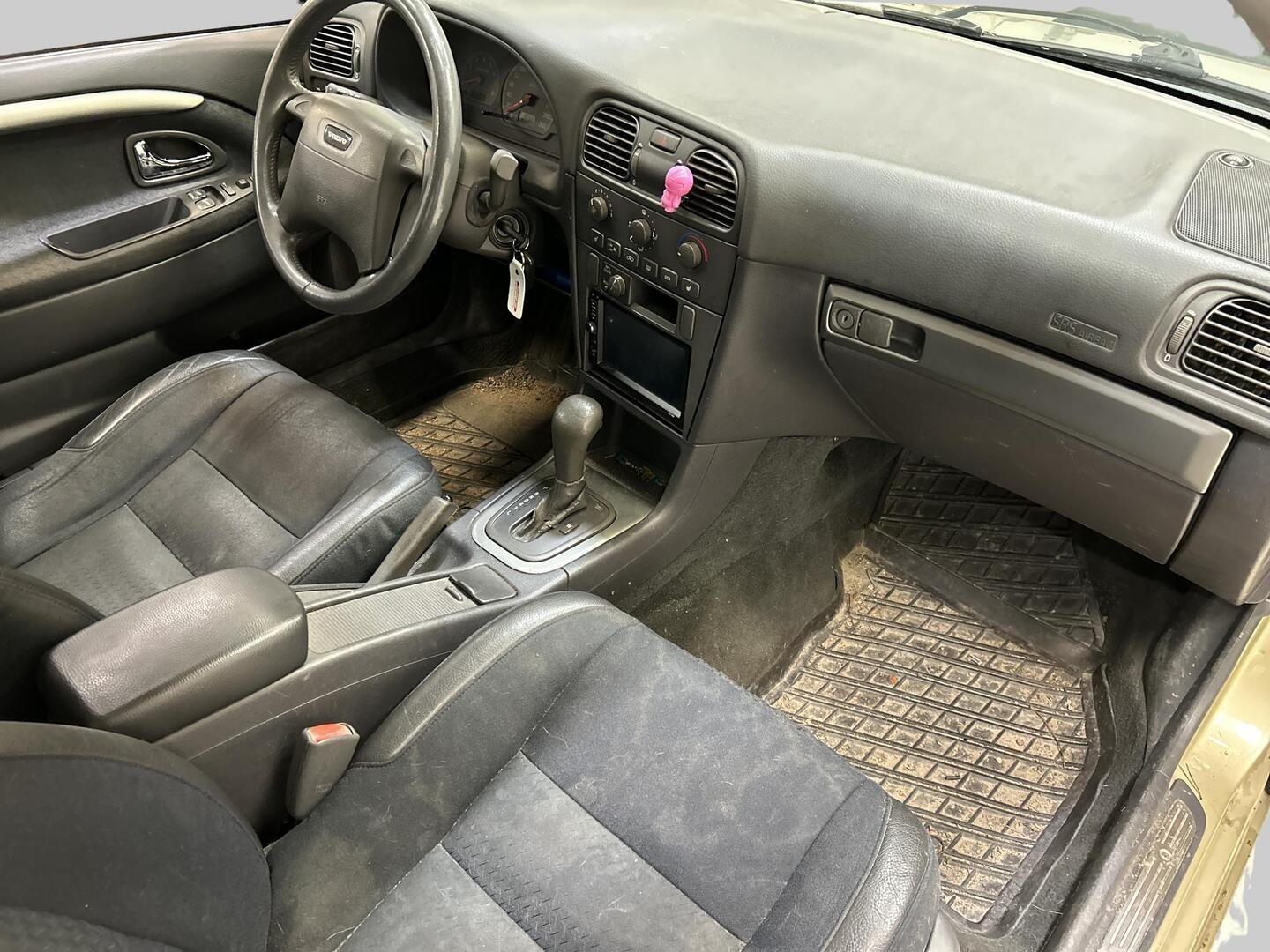 VOLVO S40 2002