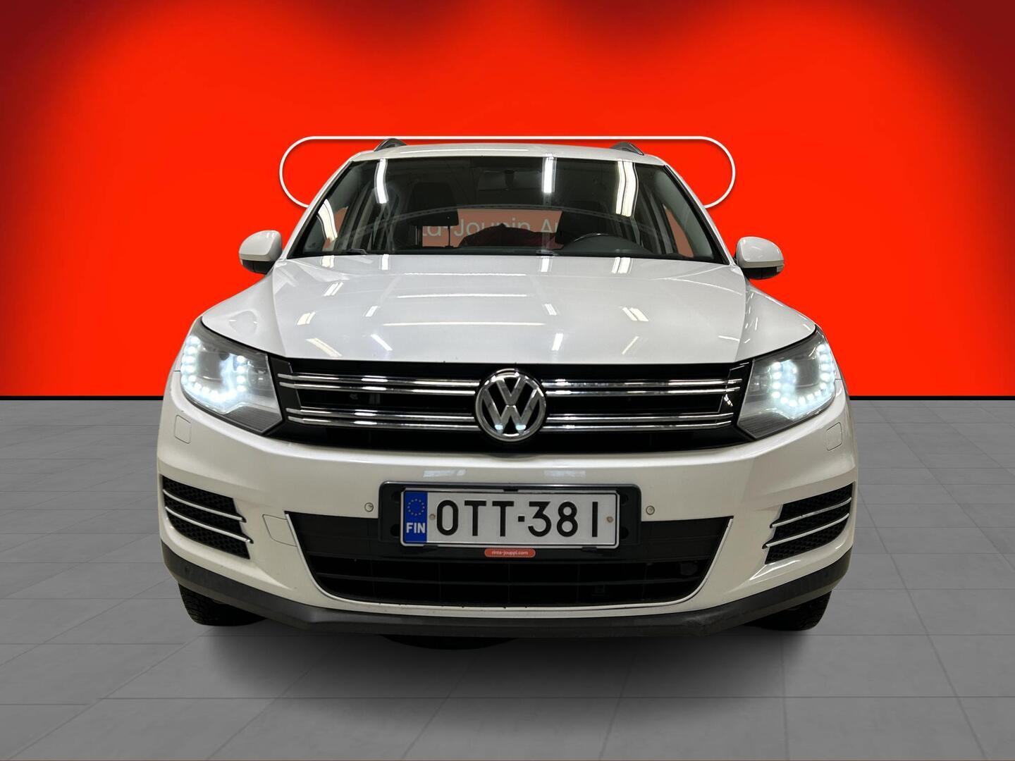 VOLKSWAGEN Tiguan 2013