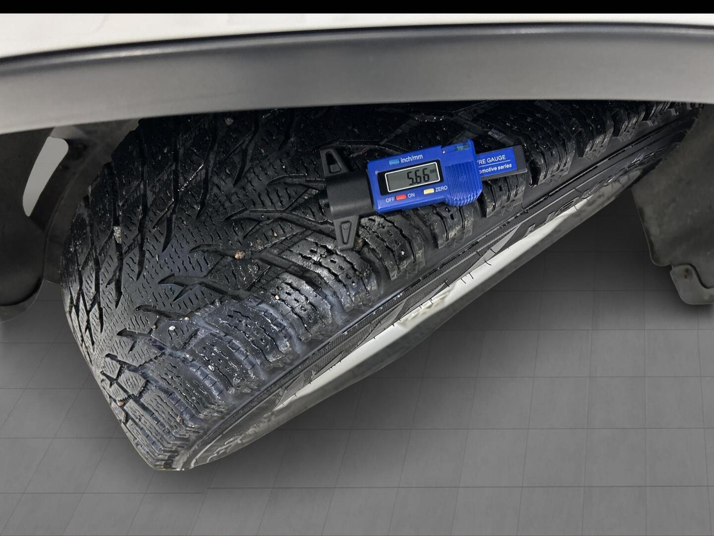 VOLKSWAGEN Tiguan 2013