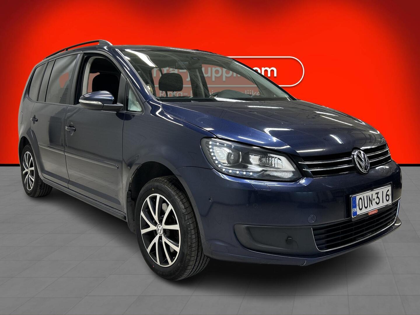 VOLKSWAGEN Touran 2014