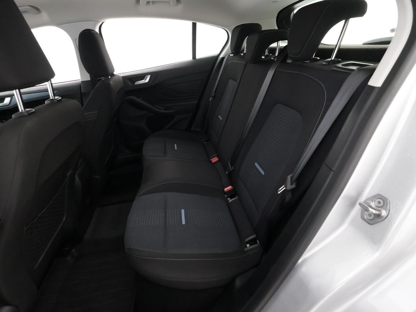 FORD FOCUS 2023