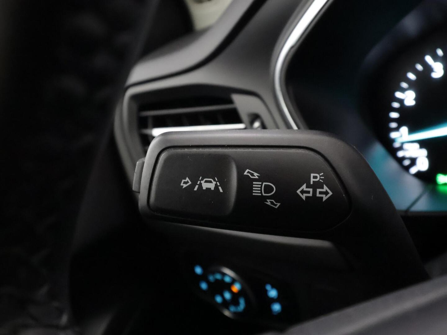 FORD FOCUS 2023