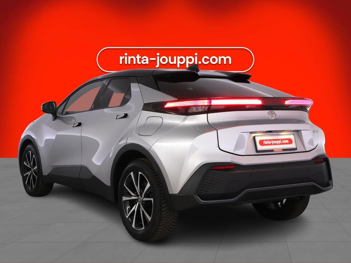 TOYOTA C-HR 2024