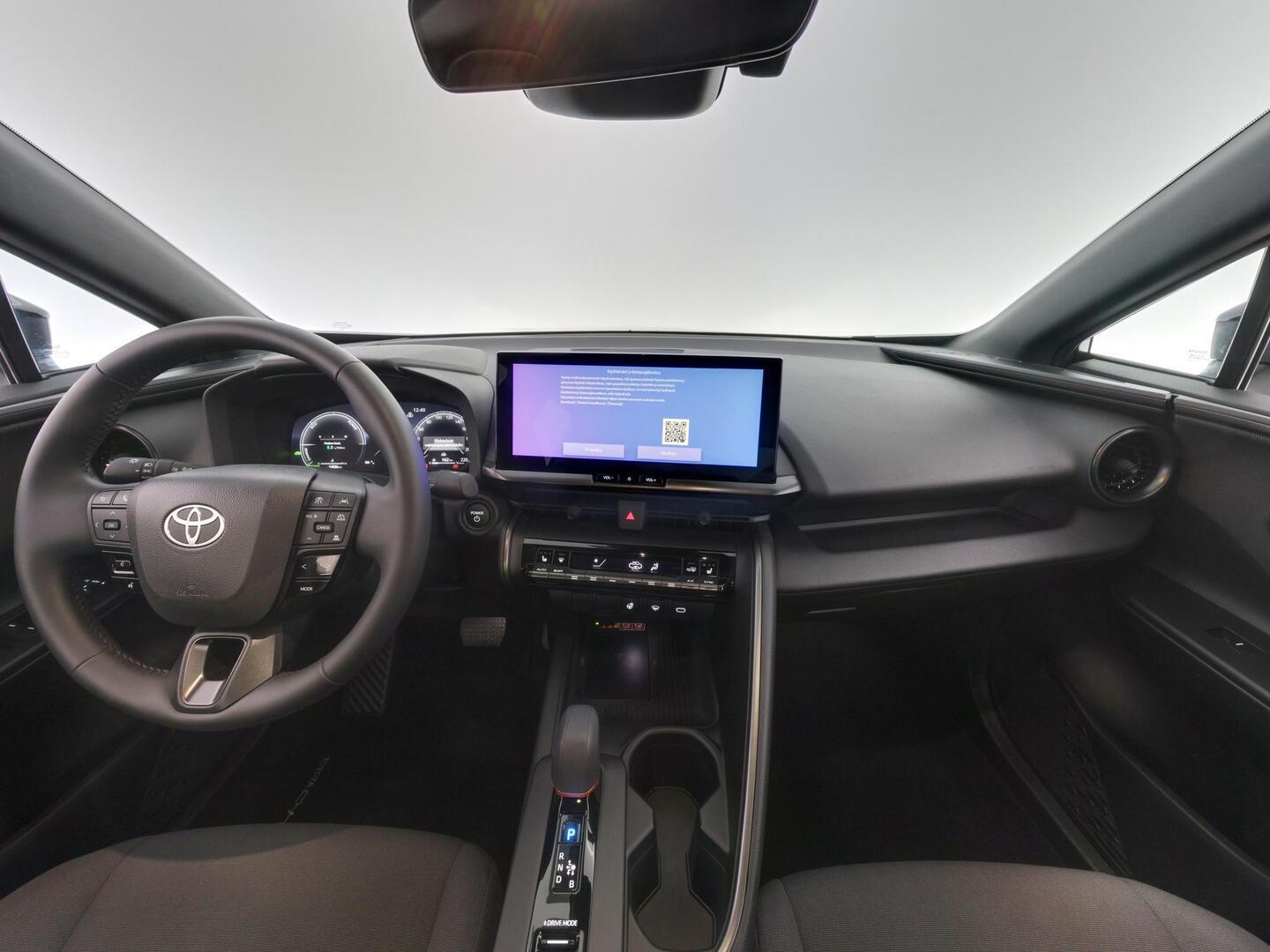 TOYOTA C-HR 2024