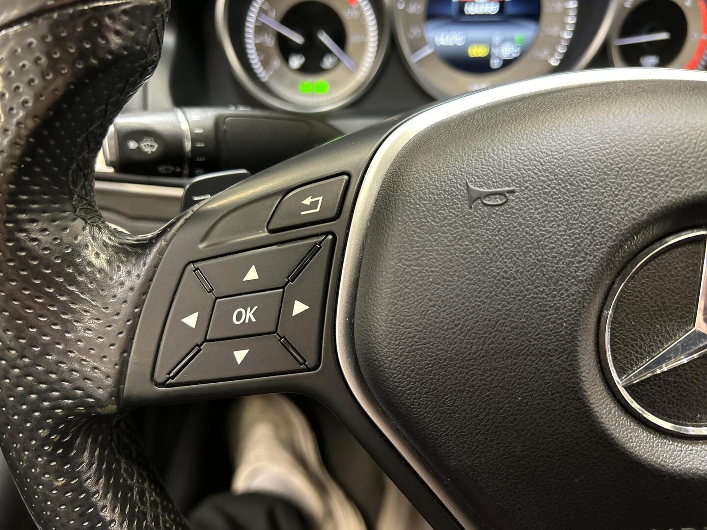 MERCEDES-BENZ E 2014