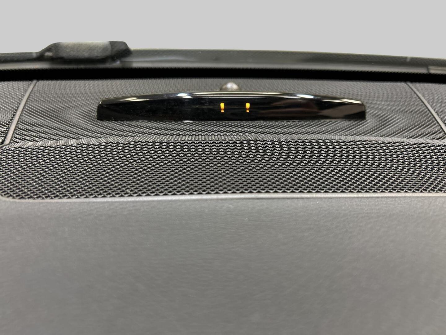 MERCEDES-BENZ E 2014