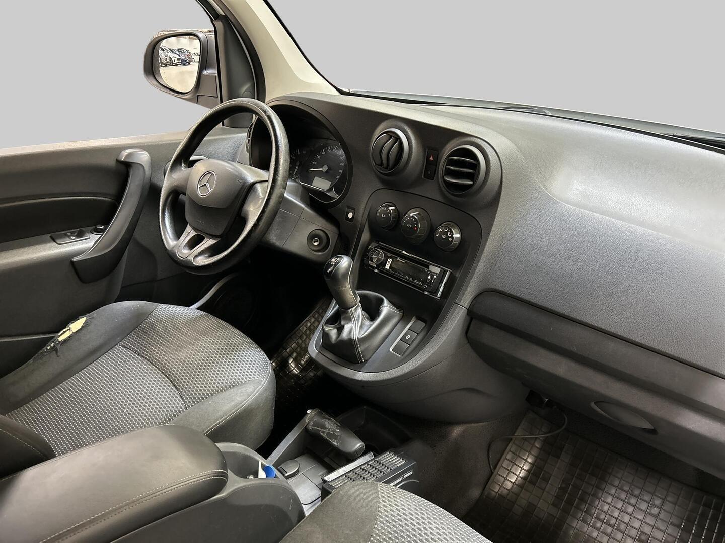 MERCEDES-BENZ Citan 2013