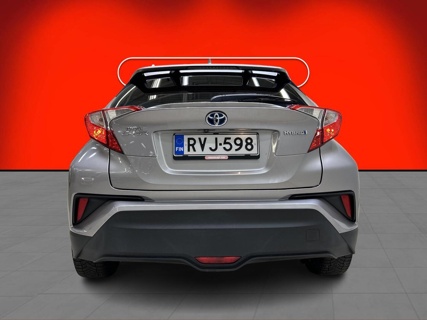 TOYOTA C-HR 2018
