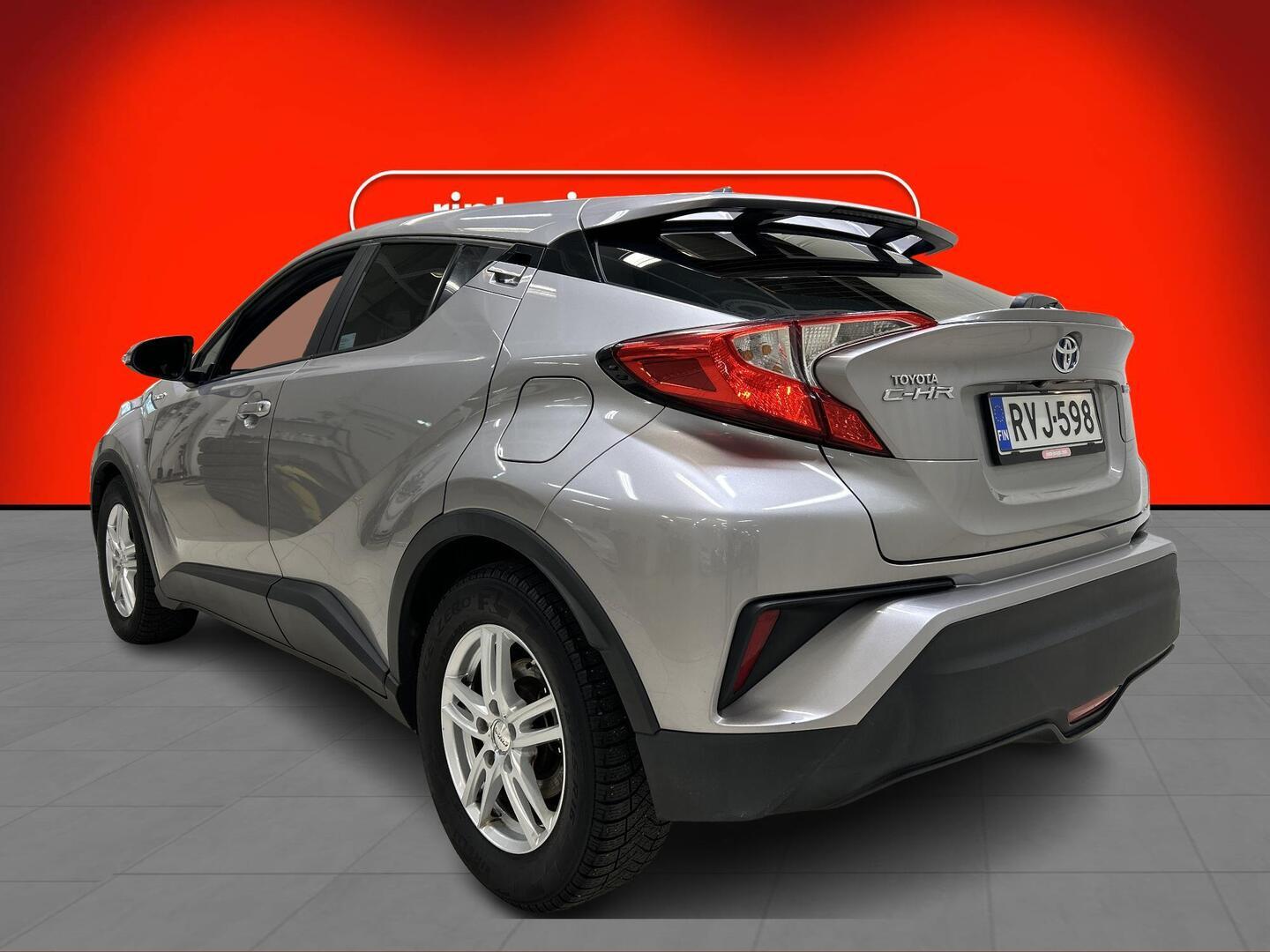 TOYOTA C-HR 2018