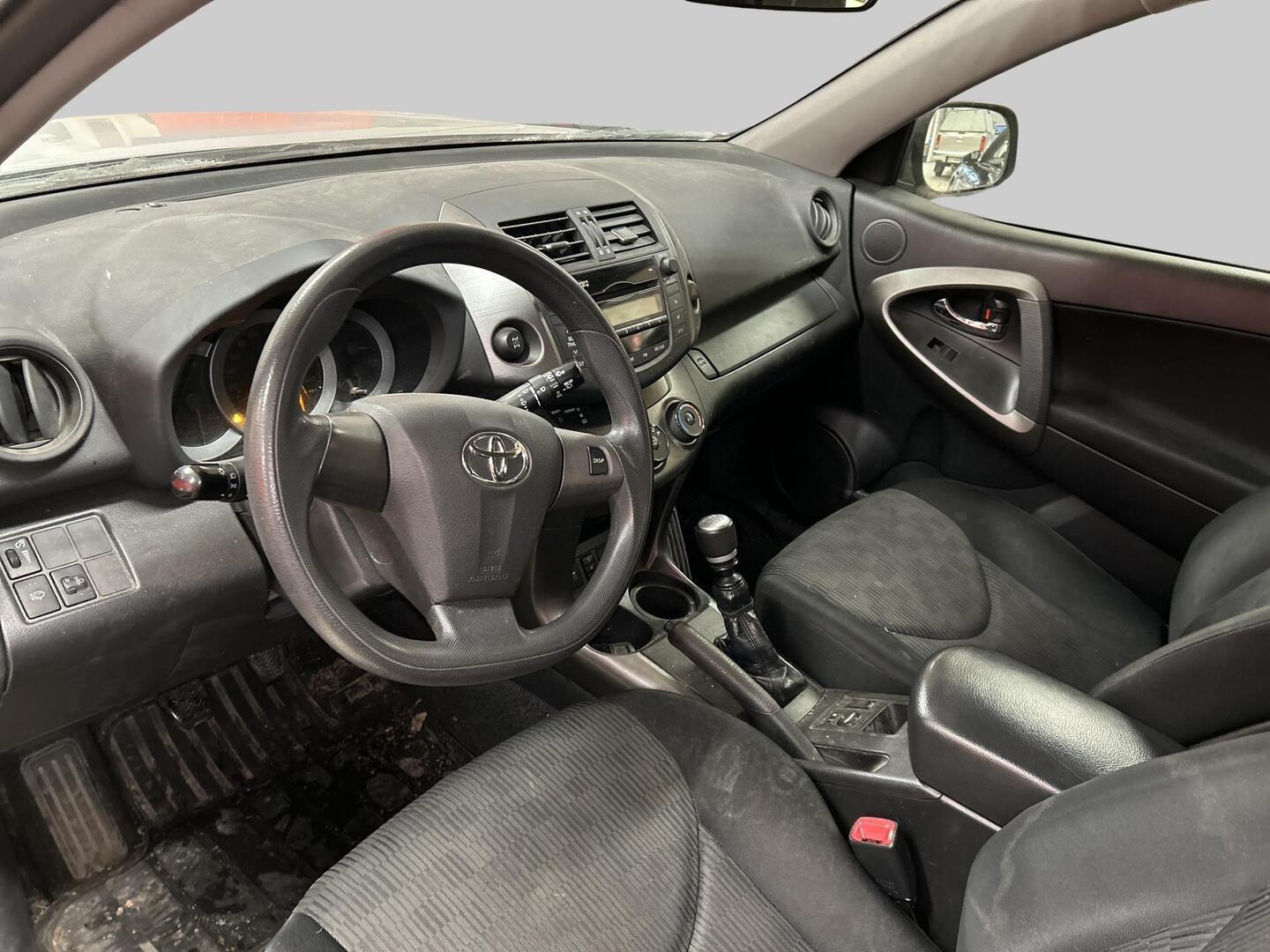 TOYOTA RAV4 2012