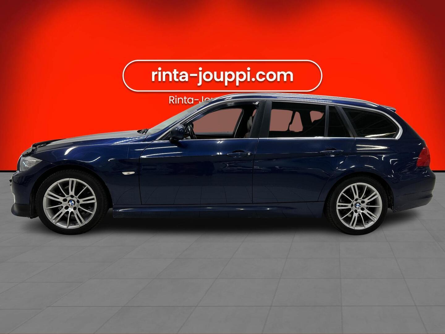 BMW 318 2012