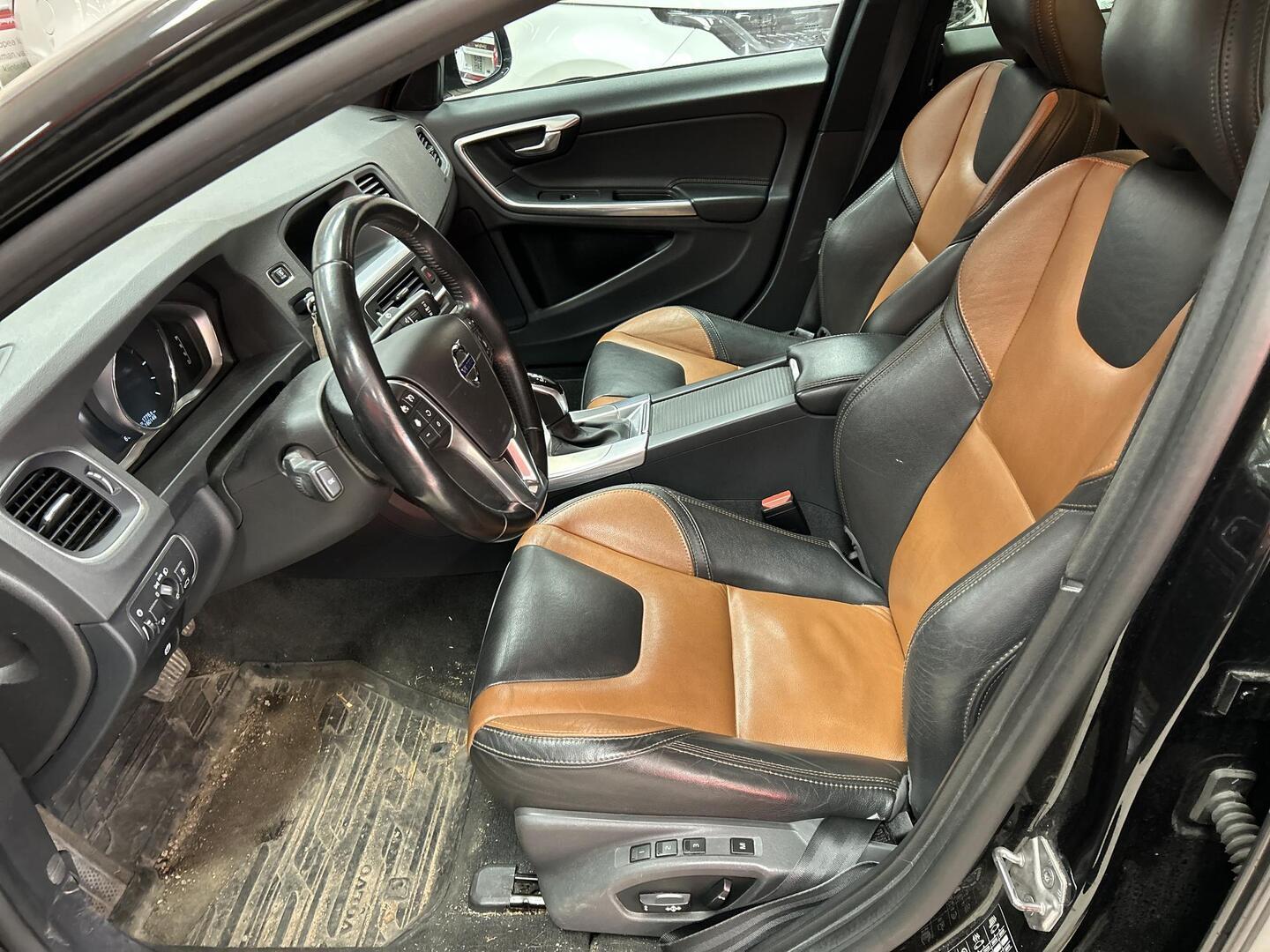 VOLVO S60 Cross Country 2016