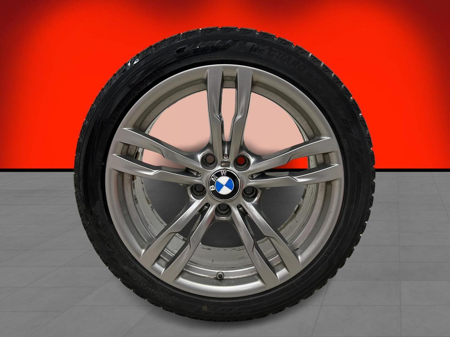 BMW 330 2017