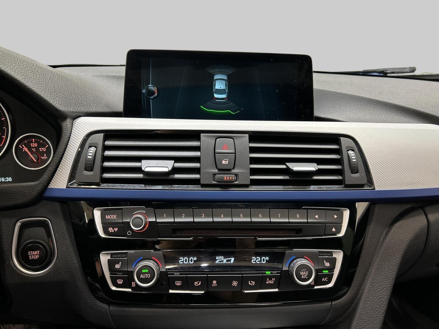 BMW 330 2017