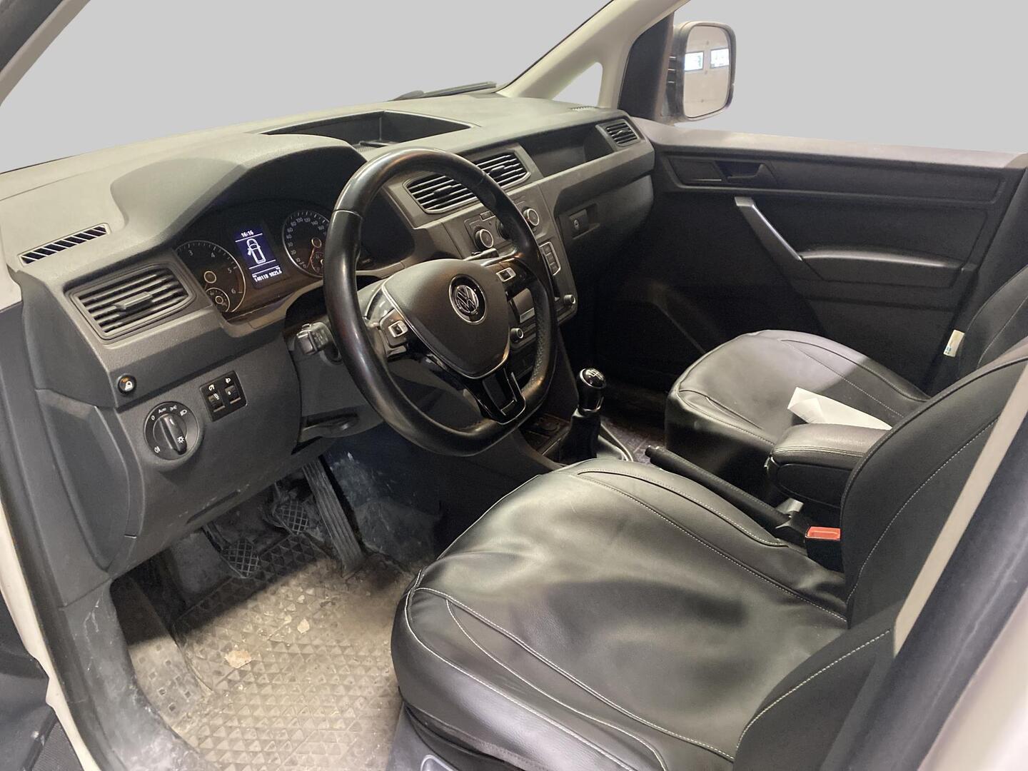 VOLKSWAGEN CADDY MAXI 2016