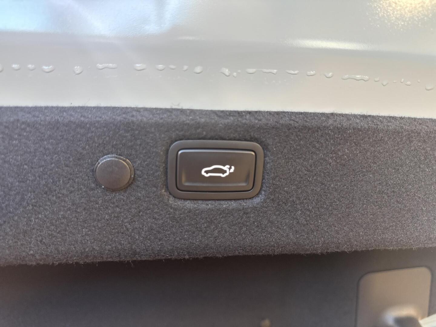 KIA EV4 2026